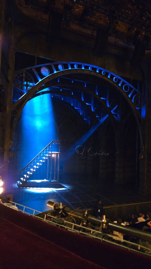 梅兒去旅行英國倫敦舞台劇哈利波特被詛咒的孩子